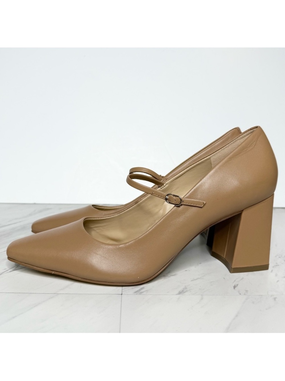 Marc Fisher Vanderly Tan Leather Pointy Toe Mary Jane Pump 10M